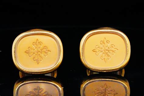 patek philippe yellow gold calatrava cufflinks|Patek Philippe cufflink.